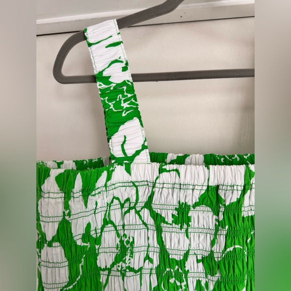 NWOT Rails Seville Smocked Geeen Lotus Midi Dress - Picture 7 of 13